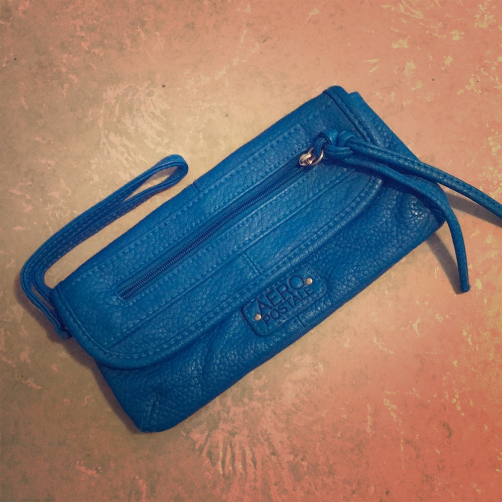 Blue Aeropostale Clutch
